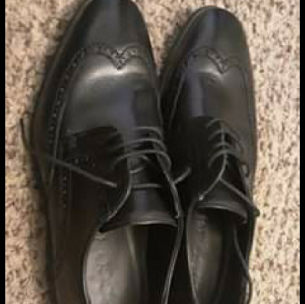 Ecco mens dress shoes brand new